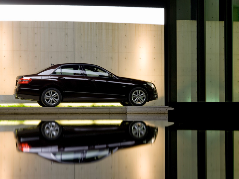 Illustration for article titled 2010 Mercedes E-Class: Mega Gallery